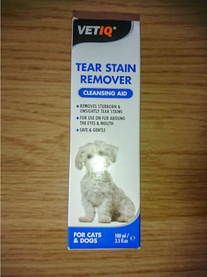 A box of VetIQ Tear Stain Remover.